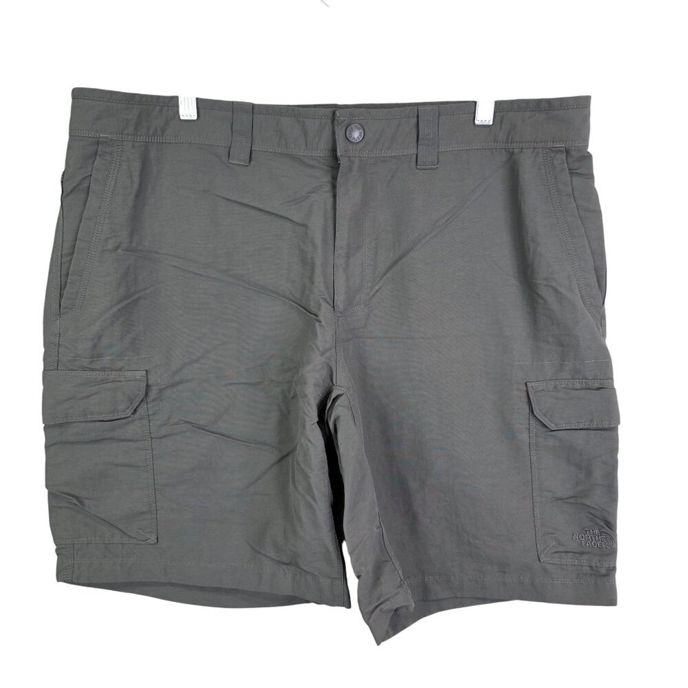Mens The North Face Dark Gray Cargo Shorts 100% Nylon 10" Inseam Size 40
